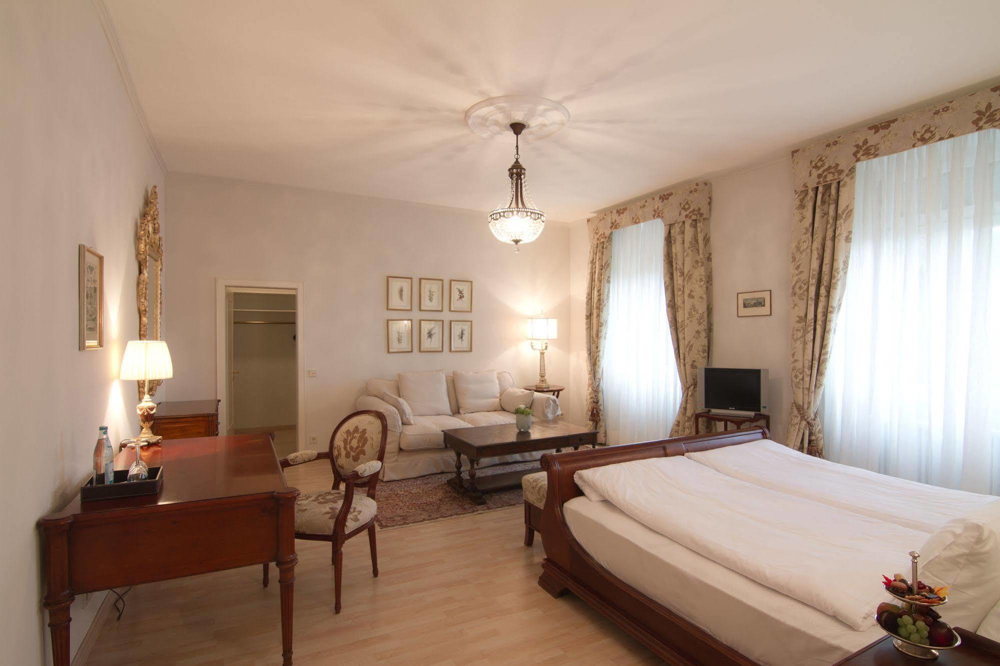 Hotel Romerbad Badenweiler Extérieur photo