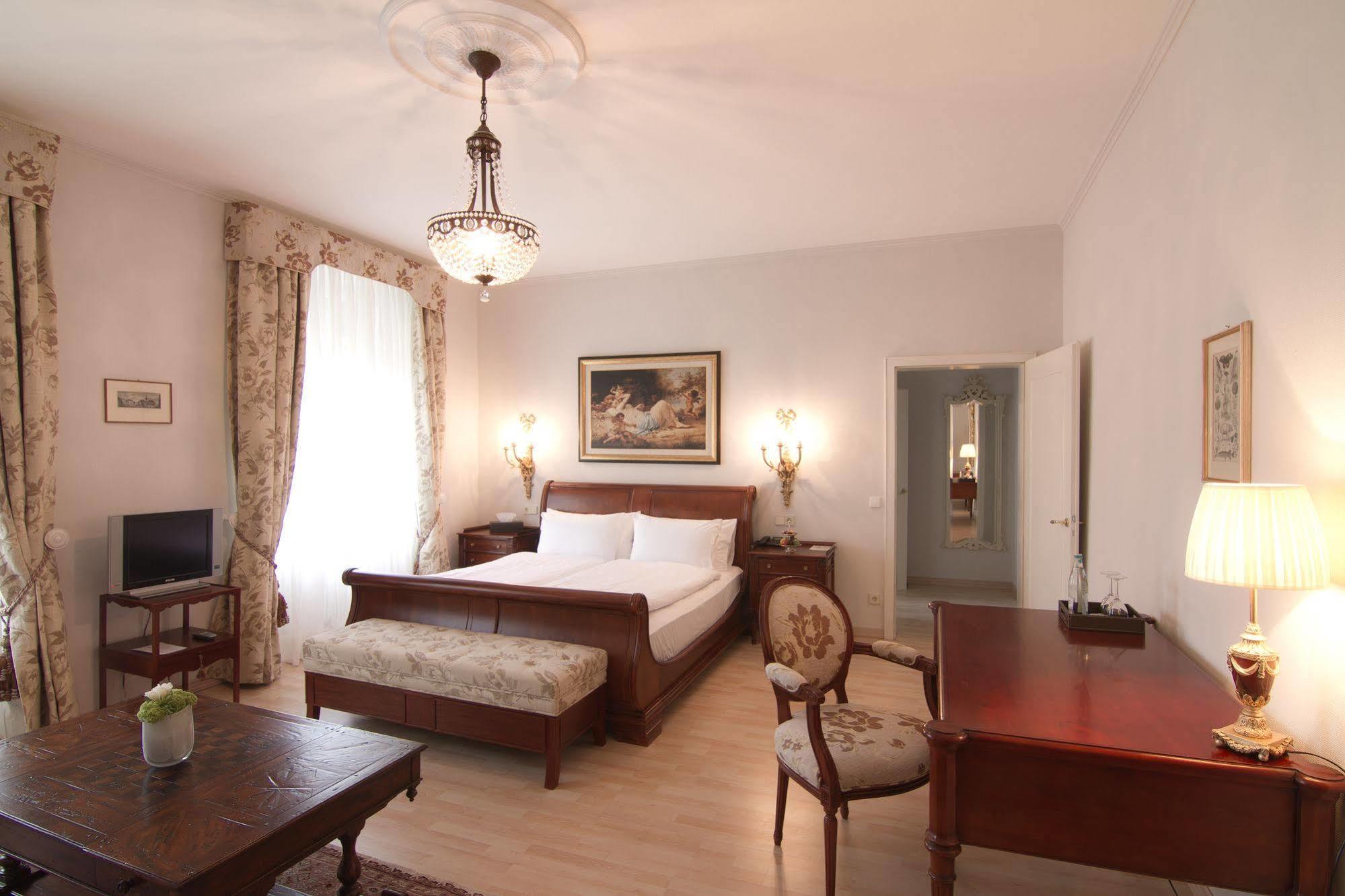 Hotel Romerbad Badenweiler Extérieur photo