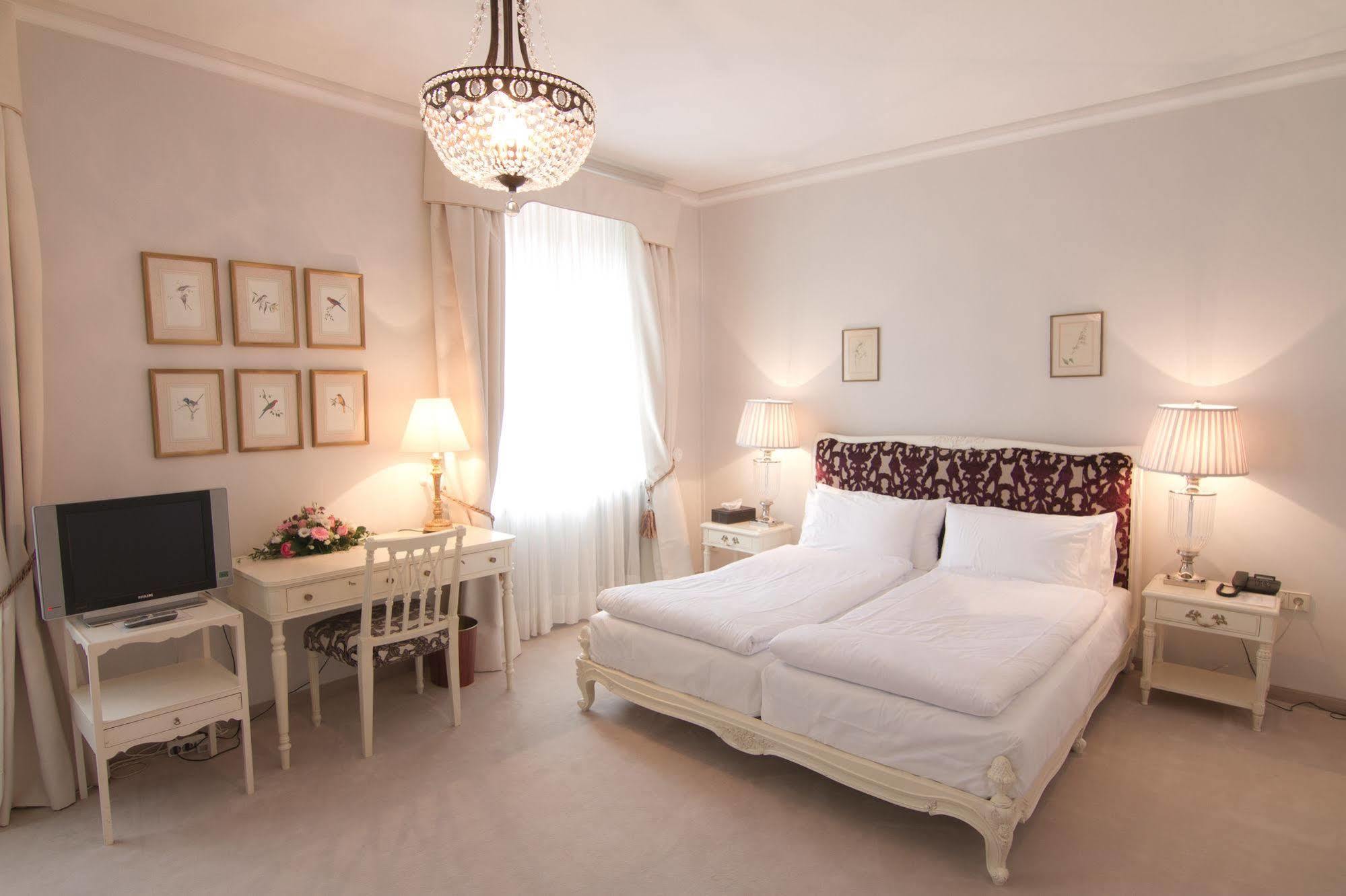 Hotel Romerbad Badenweiler Extérieur photo